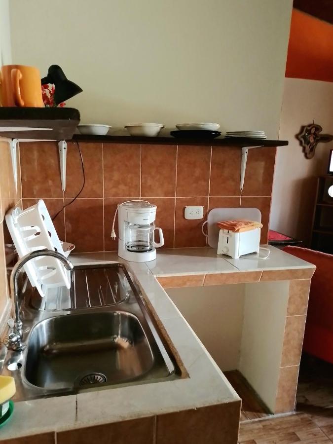 Casa Alegra Apartment Puerto Viejo de Talamanca Luaran gambar
